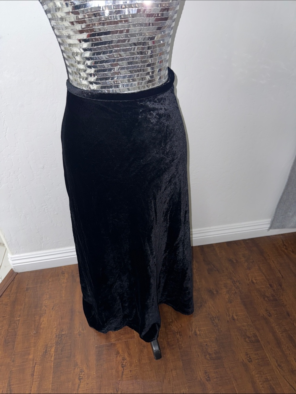 PAIGE Black Velvet Maxi Skirt with Subtle Sheen